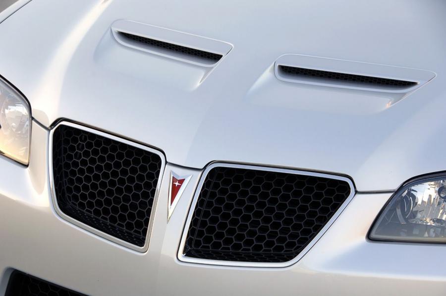  Pontiac G8 GXP 2009 года  (фото 27 из 79)